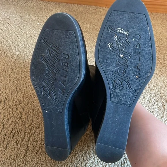 Blowfish Malibu Black Wedge Ankle Boots - Picture 4 of 5
